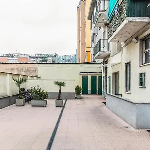  Appartamento Eden House Sansiro-duomo Netflix & Design